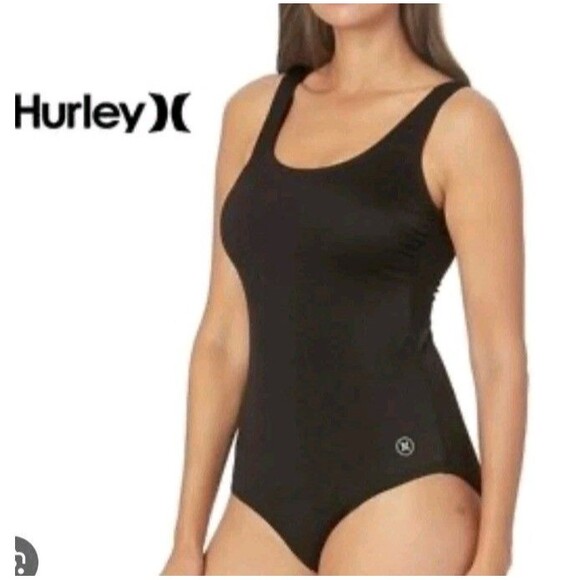 Hurley Ribbed One Piece Swimsuit Womens MED Black Full Coverage Athletic Beach - Picture 1 of 10